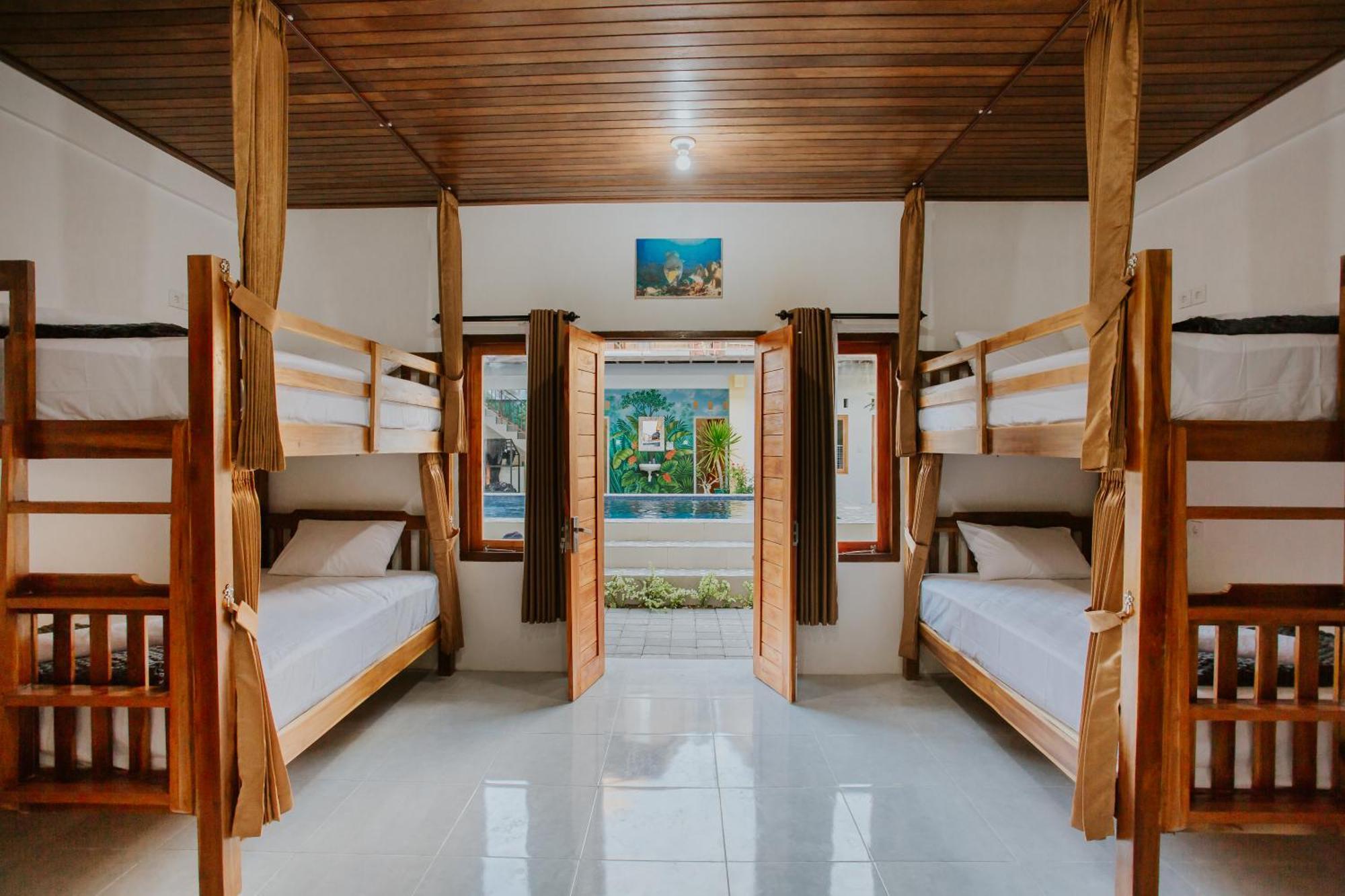 Garuda Hostel & Accomodation Nusa Penida Toyapakeh Exterior photo